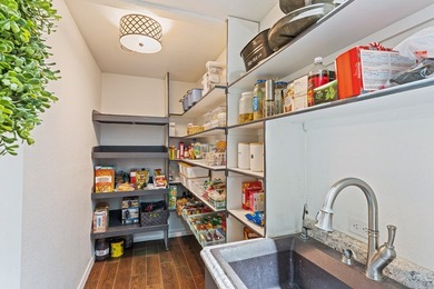 LOOKING FOR SPACE! WELL HERE'S UNIQUE 6 BED/5 BATH HOME. 4