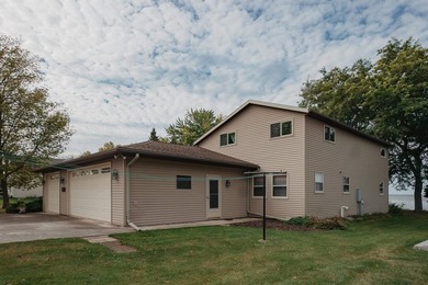 LAKE WINNEBAGO!! Rare opportunity awaits with so much to offer - photo 36