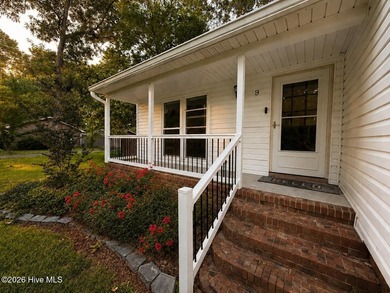 Welcome to 9 Cherokee Drive! This turn-key 3-bedroom, 2-bath - photo 3