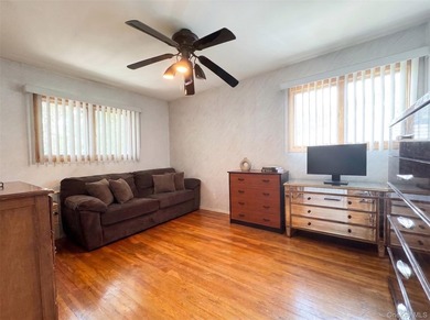 Welcome to this beautifully maintained and expanded split-level - photo 19