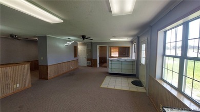 Now available, this commercially zoned building at 939 East Main - photo 20