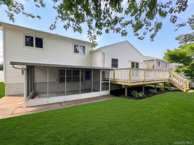 Welcome to this beautifully maintained and expanded split-level - photo 23