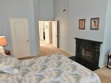 Welcome to this beautifully maintained, move-in-ready townhome - photo 23