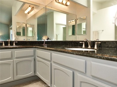 Welcome to this beautifully maintained, move-in-ready townhome - photo 24