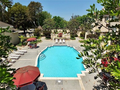 Welcome to this beautifully maintained, move-in-ready townhome - photo 32