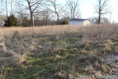 Nice lot in Johnson's Bay Subdivision overlooking Gladstone Cove - photo 2