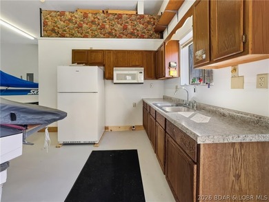 Great property for a Hobby Shop, Boat Storage or week-end - photo 8