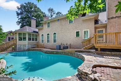 INCREDIBLE VALUE IN STONEYBROOK WITH A PRIVATE BACKYARD RETREAT! - photo 4