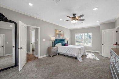 2022 built Waco home - Wooded 0.352 acre lot - Open concept - photo 10