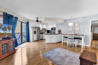 Enjoy coastal living in this beautifully updated second-floor - photo 12