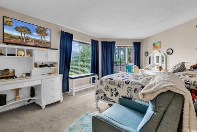 Enjoy coastal living in this beautifully updated second-floor - photo 19