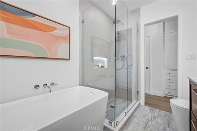 This custom-built 1962 mid-century modern ranch has been - photo 19