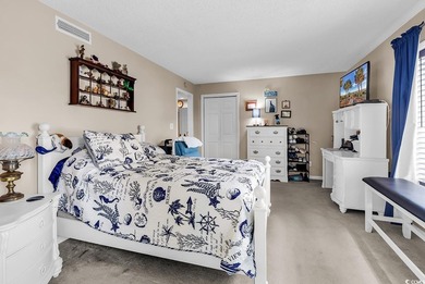 Enjoy coastal living in this beautifully updated second-floor - photo 21