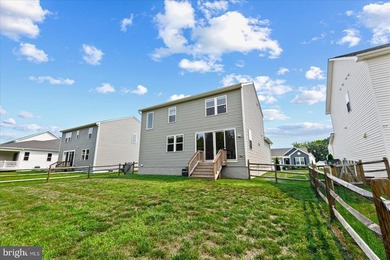 Why wait for new construction? This beautifully maintained - photo 33