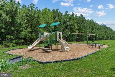 Why wait for new construction? This beautifully maintained - photo 41