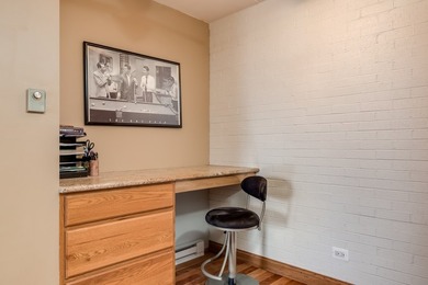 Wonderfully updated condo in the desirable Heritage House