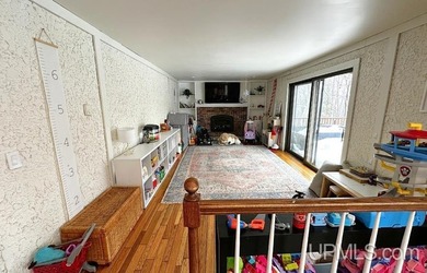 Nestled in one of Marquette's most desirable neighborhoods, this - photo 15