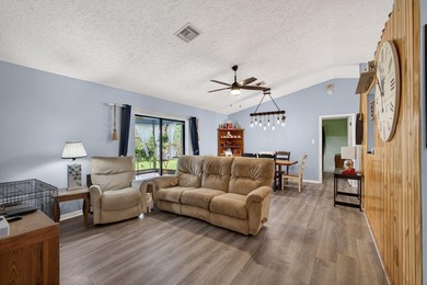 Welcome to this charming single-story residence in Port st Lucie - photo 15