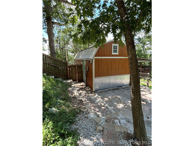 Wow what a great home! The new one level home has a great - photo 33