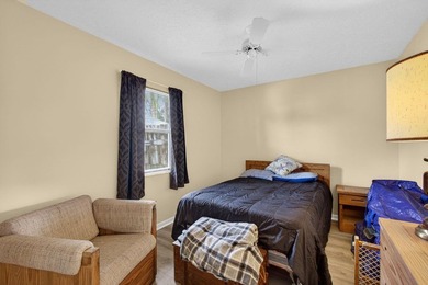 Welcome to this charming single-story residence in Port st Lucie - photo 36