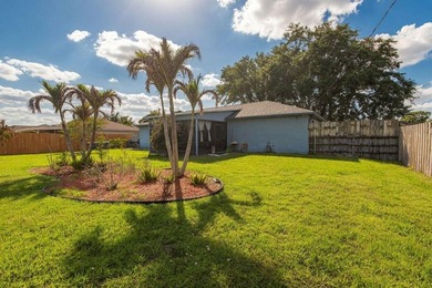 Welcome to this charming single-story residence in Port st Lucie - photo 47