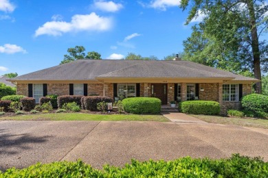 Lake Home For Sale in Tallahassee, Florida