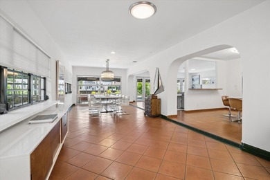 Perfectly positioned in prestigious Las Olas Isles, this - photo 11