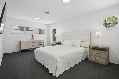 Perfectly positioned in prestigious Las Olas Isles, this - photo 17