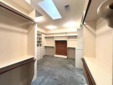 Welcome to your own private oasis, where luxury meets - photo 25