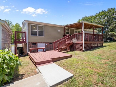 Welcome home to peaceful country living! This well-maintained - photo 37