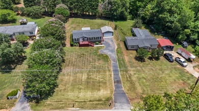 Welcome home to peaceful country living! This well-maintained - photo 45