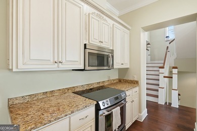 Welcome to 114 Riverfront Circle-an exceptional, fully furnished - photo 16