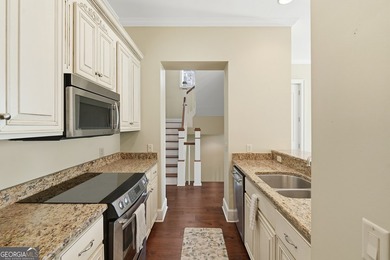 Welcome to 114 Riverfront Circle-an exceptional, fully furnished - photo 17