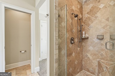 Welcome to 114 Riverfront Circle-an exceptional, fully furnished - photo 27
