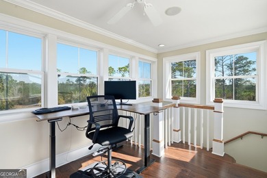 Welcome to 114 Riverfront Circle-an exceptional, fully furnished - photo 32