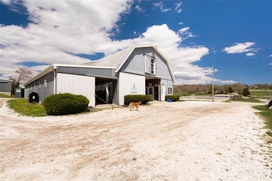 A Rare 32-Acre Equestrian Estate with Historic Charm and River - photo 4
