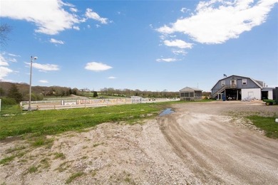 A Rare 32-Acre Equestrian Estate with Historic Charm and River - photo 9