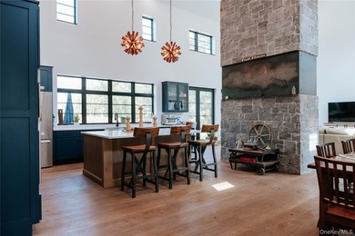 Presenting a freshly constructed modern farmhouse masterpiece - photo 11
