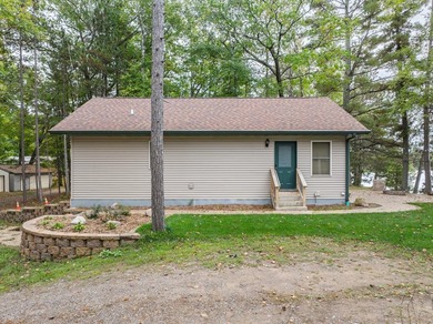 Newer construction, stunning lake views, and the peaceful - photo 22