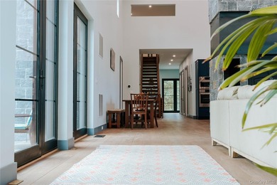 Presenting a freshly constructed modern farmhouse masterpiece - photo 23