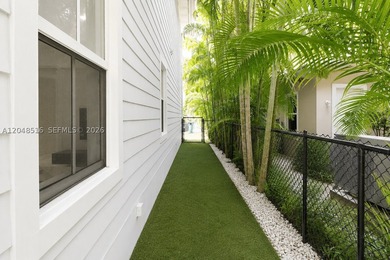 Welcome to this exceptional two-story home featuring 4 spacious - photo 35