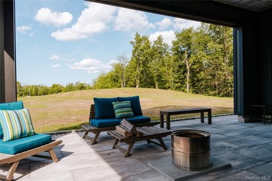 Presenting a freshly constructed modern farmhouse masterpiece - photo 39
