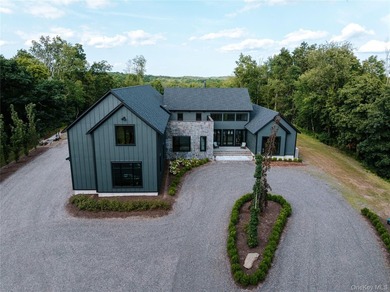 Presenting a freshly constructed modern farmhouse masterpiece - photo 47