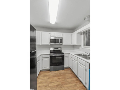 Stop looking and start packing! This charming 2-bedroom