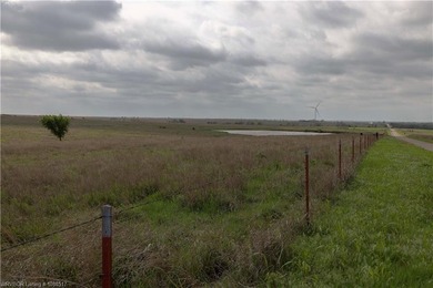 Experience the beauty and functionality of this 39.93-acre - photo 16