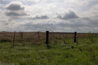 Experience the beauty and functionality of this 39.93-acre - photo 18