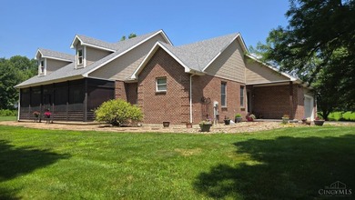 Country Living Meets Modern Versatility on 11 Private Acres - photo 1