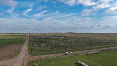 Experience the beauty and functionality of this 39.93-acre - photo 31