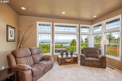 Wake up to sweeping views of the Pacific Ocean, Siuslaw River - photo 8
