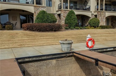 Welcome to Harbor Pointe Condos in StillWaters on beautiful Lake - photo 16